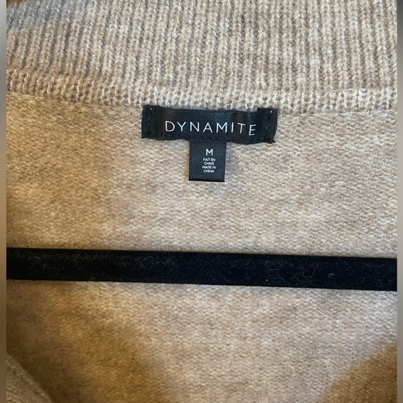Dynamite Sweater - Picture 4 of 4